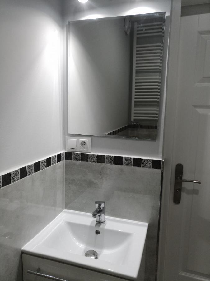 Studio Jutrzenka Z Lazienka By Apartamenty Na Dni ורוצלב מראה חיצוני תמונה